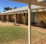 Carnarvon Caravan Park - St Kilda Accommodation