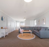 Bridport Holiday House - St Kilda Accommodation