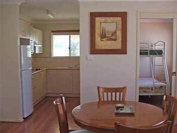 Fossickers Tourist Park - St Kilda Accommodation 5