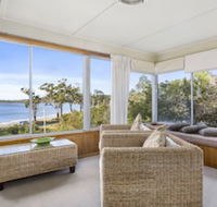 Summertime Beach Cottage - St Kilda Accommodation