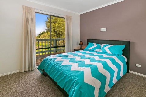 Fairview On Fairhills - St Kilda Accommodation 4