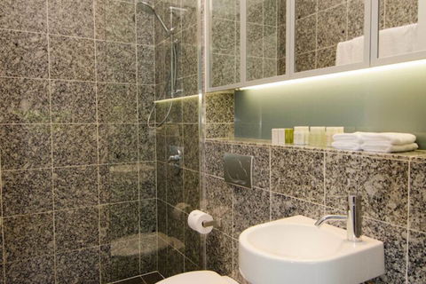 Sydney East Luxury Apartment - St Kilda Accommodation 5