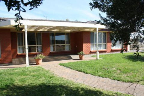 Maslin Beach House - St Kilda Accommodation 6