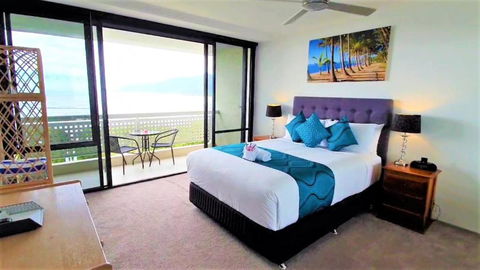 Cairns Ocean View Apartment - St Kilda Accommodation 1