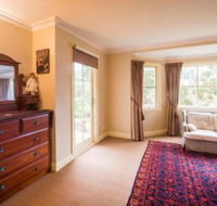 Wattle Grove Homestead Bed  Breakfast