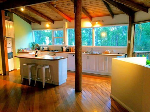 Eaglehawk Rainforest Retreat - St Kilda Accommodation 2