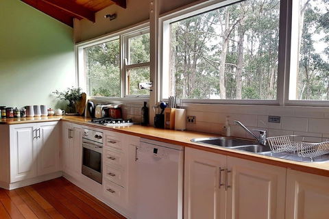 Eaglehawk Rainforest Retreat - St Kilda Accommodation 3