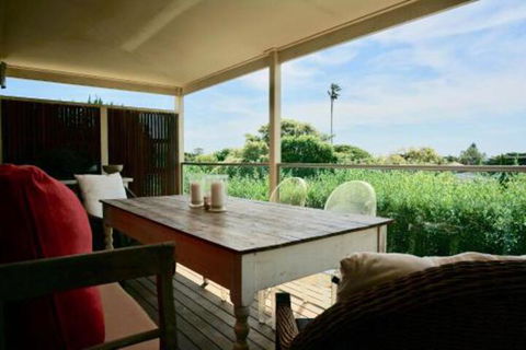 BayView House - St Kilda Accommodation 4