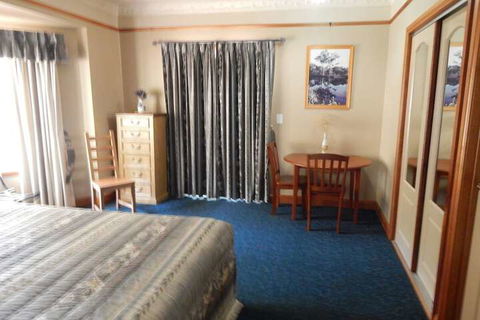 R On The Downs BnB & Spa Cottages - St Kilda Accommodation 3