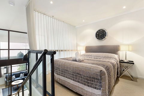 Surry Hills Modern One Bedroom Apartment - GOU - St Kilda Accommodation 2