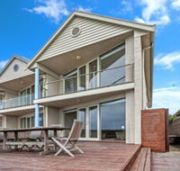RUBYS BEACHFRONT