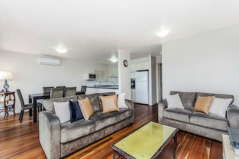 The Moorings - St Kilda Accommodation 0