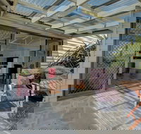 Lagoons Bay Garden Pavillion 1