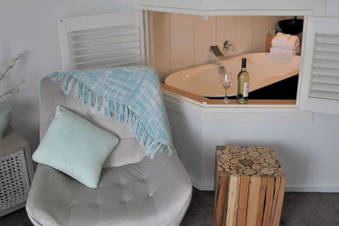 Ulverstone River Edge Apartments - St Kilda Accommodation 4