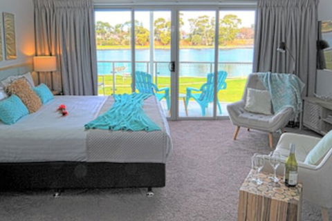 Ulverstone River Edge Apartments - St Kilda Accommodation 0