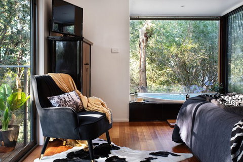 Ahimsa Hepburn - St Kilda Accommodation 2