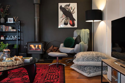 Ahimsa Hepburn - St Kilda Accommodation 4