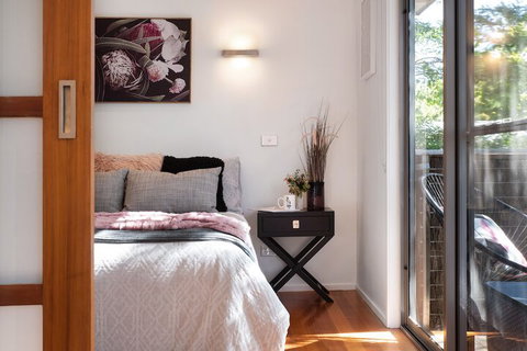 Ahimsa Hepburn - St Kilda Accommodation 3