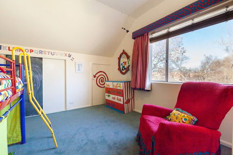 KELLY, 3BDR Northcote House - St Kilda Accommodation 4