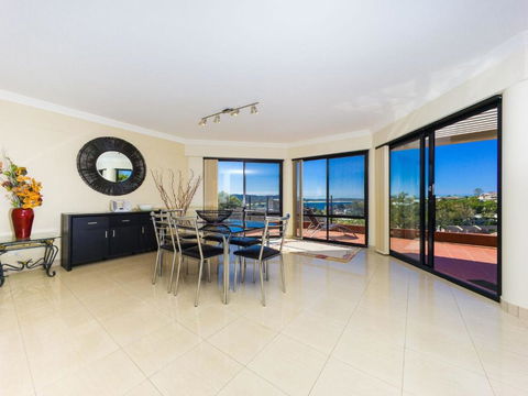 Ash Sienna 2 / 49 Ash Street Terrigal - St Kilda Accommodation 6