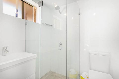 South Pacific Unit  4 - Shoal Bay - St Kilda Accommodation 4