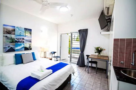 Kalidonis Village - St Kilda Accommodation 4