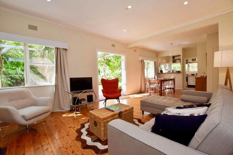 Calamandah House Of Blackheath - St Kilda Accommodation 2