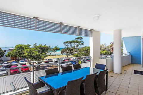 KINGSCLIFF OCEAN FRONT TERRACE 4 - St Kilda Accommodation 1