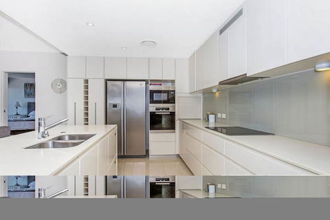 KINGSCLIFF OCEAN FRONT TERRACE 4 - St Kilda Accommodation 3