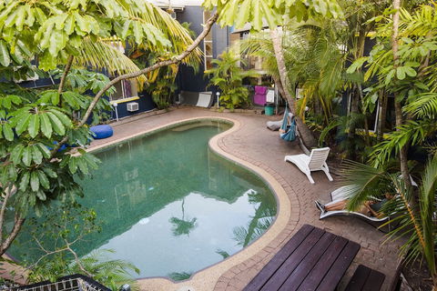 Mad Monkey Backpackers Village - St Kilda Accommodation 3