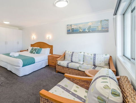 Adrift Apartments - St Kilda Accommodation 6