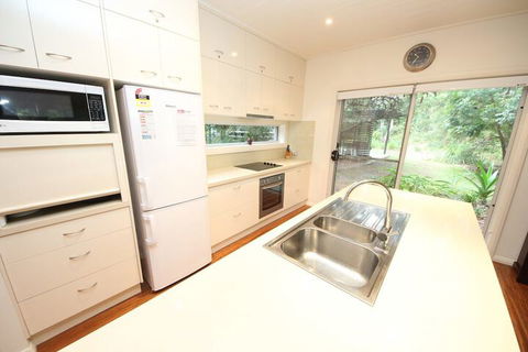Trial Bay Eco Lodge 2 Pandanus - St Kilda Accommodation 6