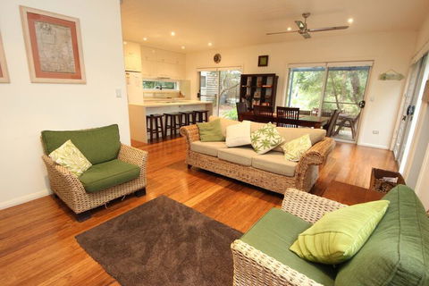 Trial Bay Eco Lodge 2 Pandanus - St Kilda Accommodation 5
