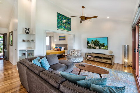 Heliconia 10 Newly Renovated House - St Kilda Accommodation 5