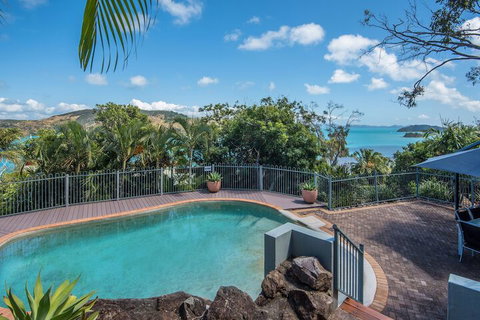 Heliconia 10 Newly Renovated House - St Kilda Accommodation 4