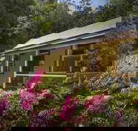 Creek Cottage - St Kilda Accommodation