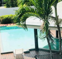 Crazy About Cairns Resort Living 6 Bedrooms - St Kilda Accommodation