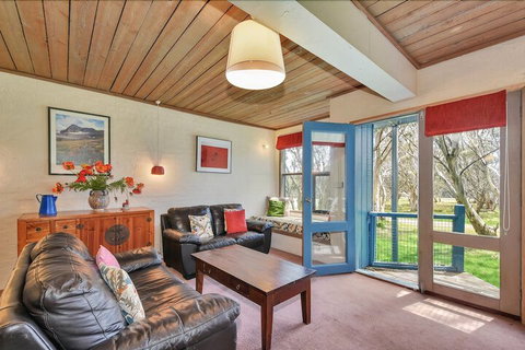 Snowgums 06 - St Kilda Accommodation 5