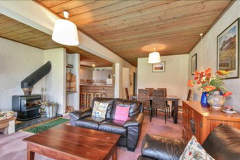 Snowgums 06 - St Kilda Accommodation 0