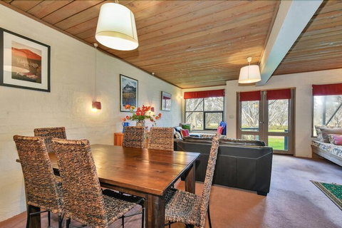 Snowgums 06 - St Kilda Accommodation 7