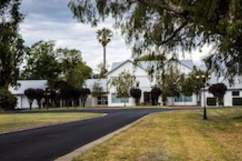Fairlawn Estate - St Kilda Accommodation 0