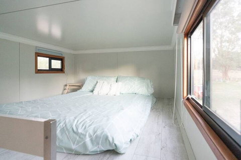 Sithuri - St Kilda Accommodation 5