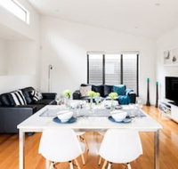 Centrepoint Units Ivanhoe - St Kilda Accommodation