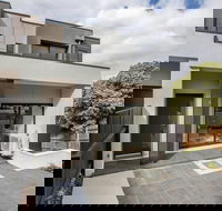 92 Brand New Doncaster Local House