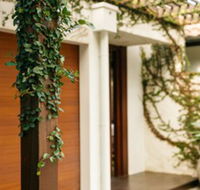 ESPRIT 2 PALM COVE BRAND NEW - St Kilda Accommodation