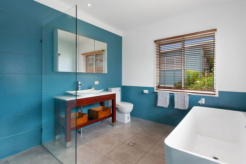 BEACH HOUSE On PEARL - St Kilda Accommodation 6