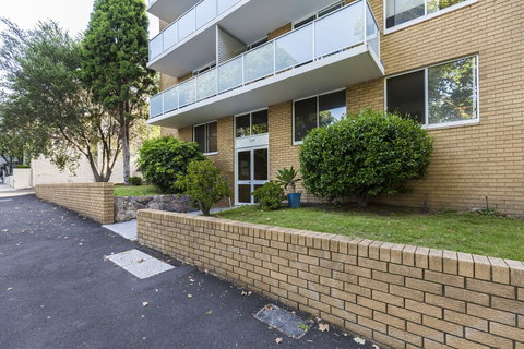 A Walk To Syd Uni & RPA Hospital - St Kilda Accommodation 4