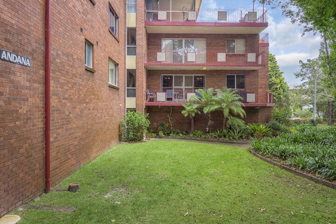 Andana Unit 1 / 12 Gretel Close - St Kilda Accommodation 1