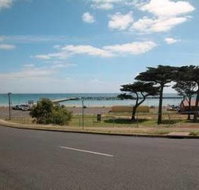 Portarlington Holiday Units  Pool - St Kilda Accommodation