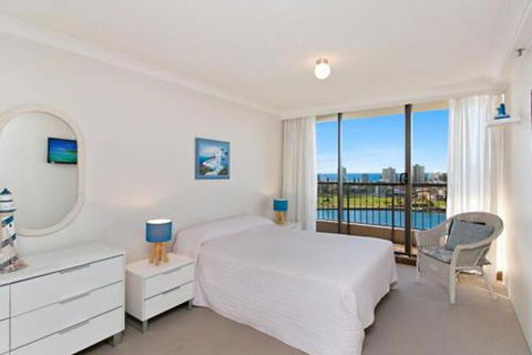 Seascape Unit 1402 Great Location & Amazing Water Views - St Kilda Accommodation 6